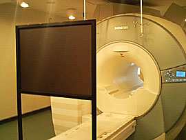 MRI リアパネル40型ブラック