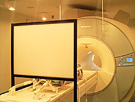 MRI リアパネル40型ホワイト